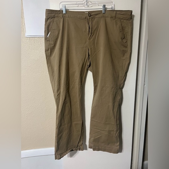 Old Navy Women Flirt Khakis Pants Sz18 Vintage ClassicChic Minimalist Preppy - Picture 1 of 4